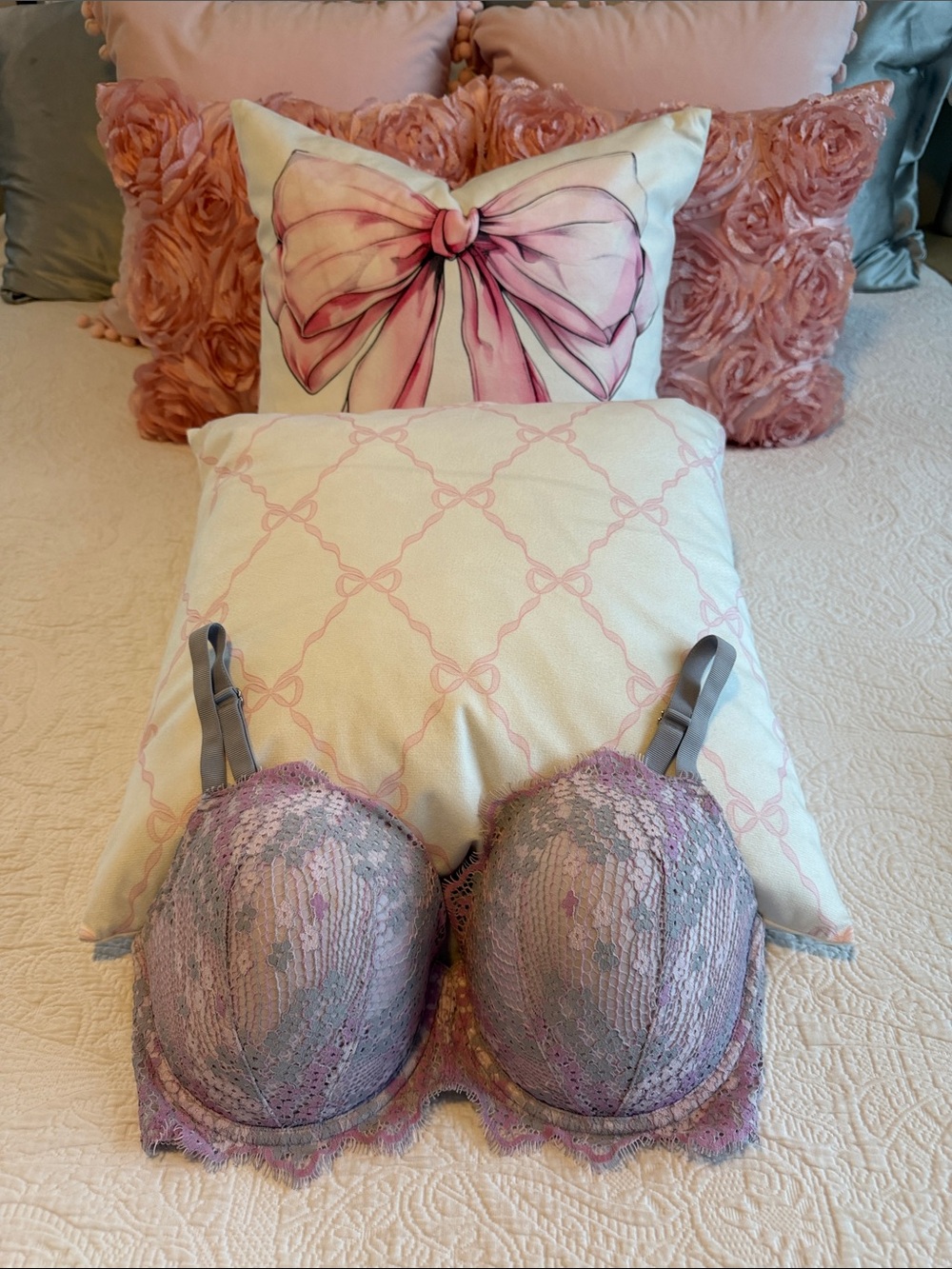 Victoria's Secret Lavender and Gray Lace Push-Up Bra